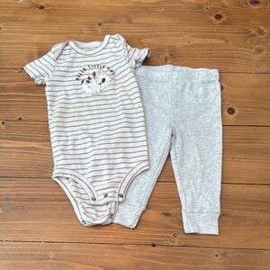Carter's Gray and Cream Bodysuits Soft Everyday Wear 9 months‎